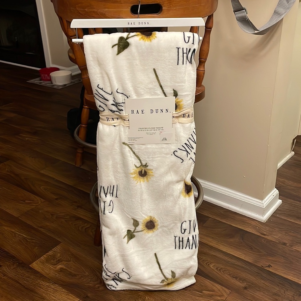 Rae Dunn Blanket